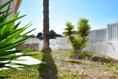 Moradia T3 para Venda em Sesimbra (Castelo)