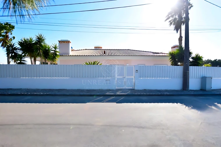 Moradia T3 para Venda em Sesimbra (Castelo) Foto 2