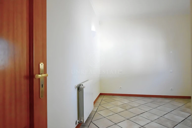 Moradia T3 para Venda em Sesimbra (Castelo) Foto 36