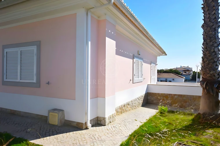 Moradia T3 para Venda em Sesimbra (Castelo) Foto 14