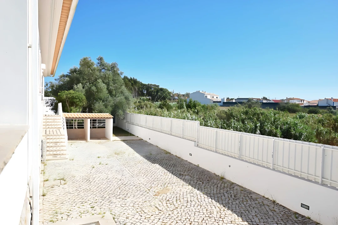 Moradia T3 para Venda em Sesimbra (Castelo) Foto 59