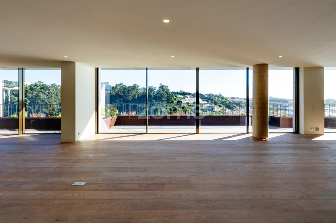 Apartamento T3 para Venda em Lordelo do Ouro e Massarelos Foto 30