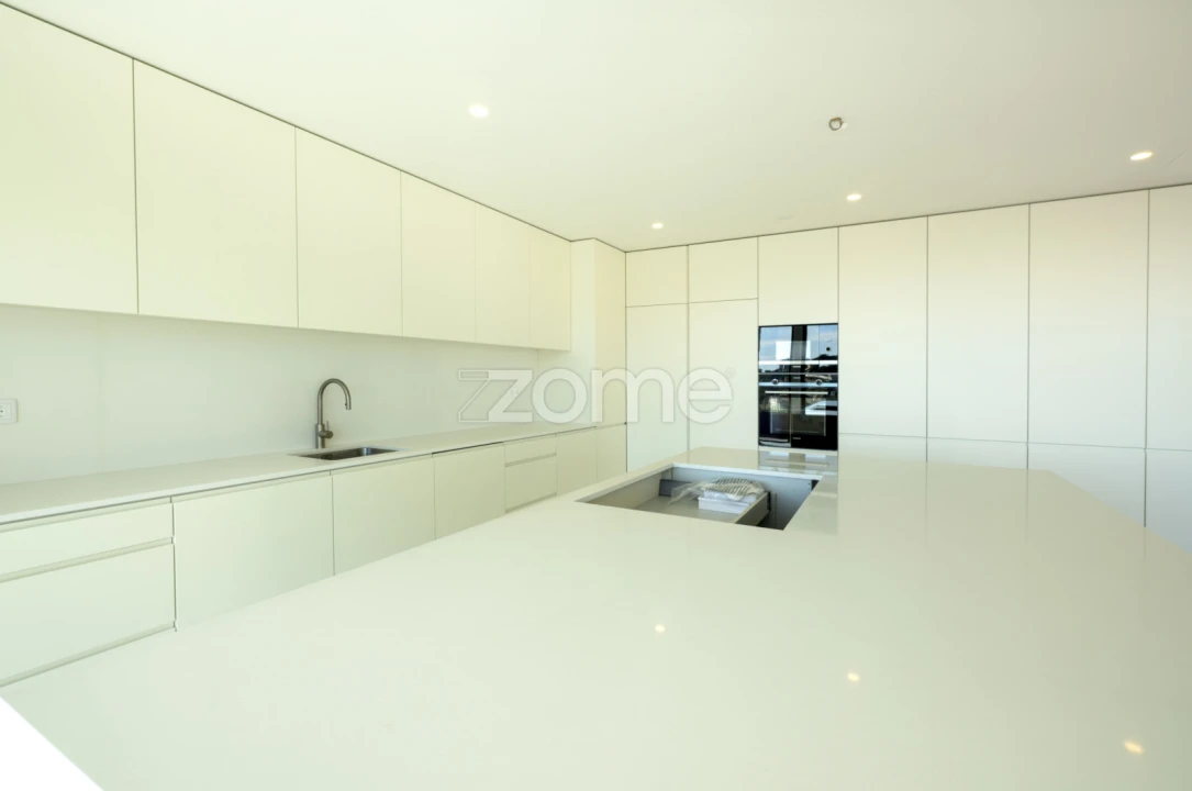 Apartamento T3 para Venda em Lordelo do Ouro e Massarelos Foto 41