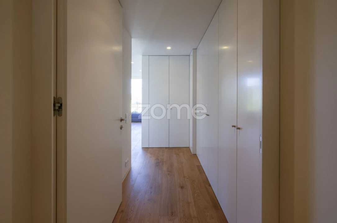 Apartamento T3 para Venda em Lordelo do Ouro e Massarelos Foto 55