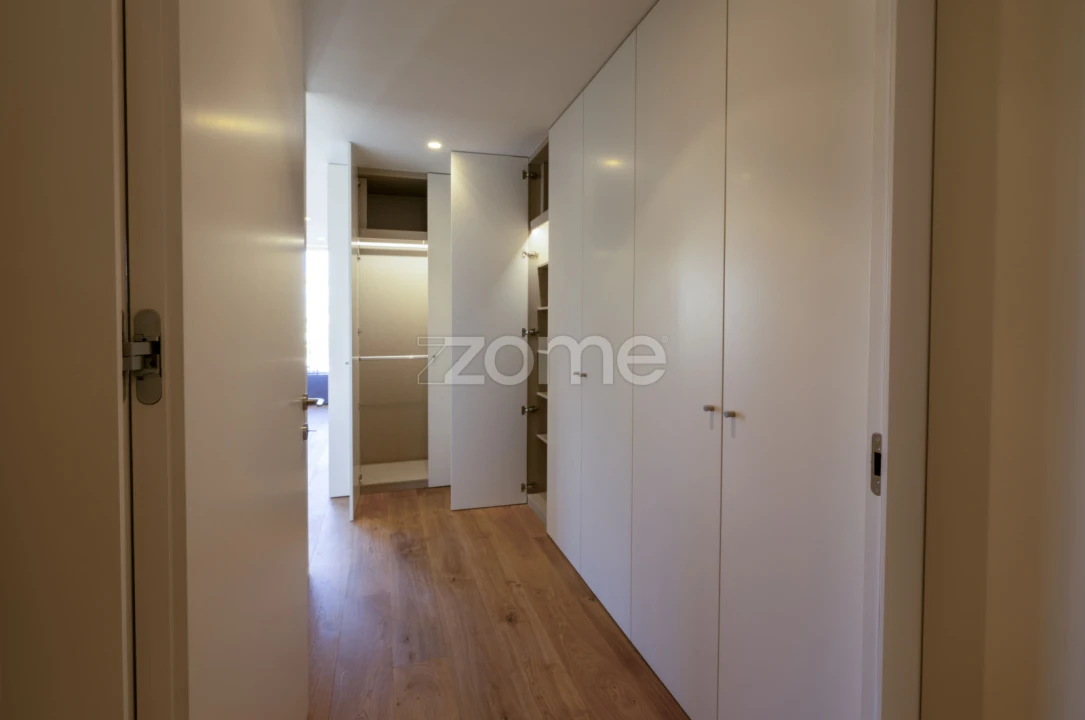 Apartamento T3 para Venda em Lordelo do Ouro e Massarelos Foto 56