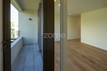 Apartamento T3 para Venda em Lordelo do Ouro e Massarelos