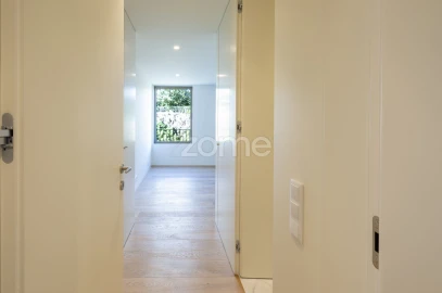 Apartamento T3 para Venda em Lordelo do Ouro e Massarelos