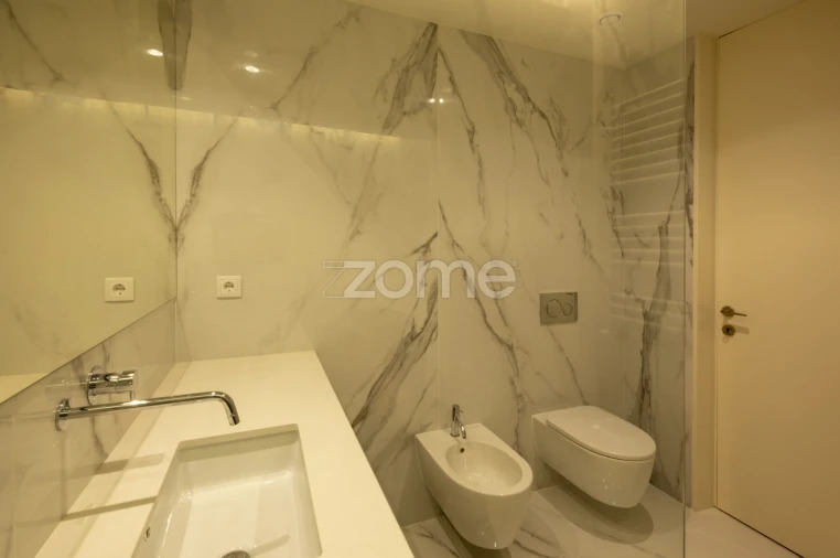 Apartamento T3 para Venda em Lordelo do Ouro e Massarelos Foto 53