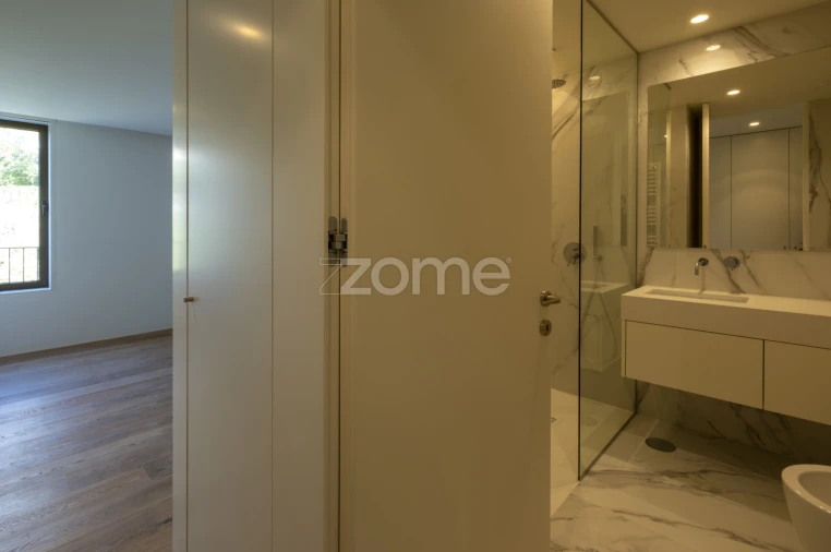 Apartamento T3 para Venda em Lordelo do Ouro e Massarelos Foto 54