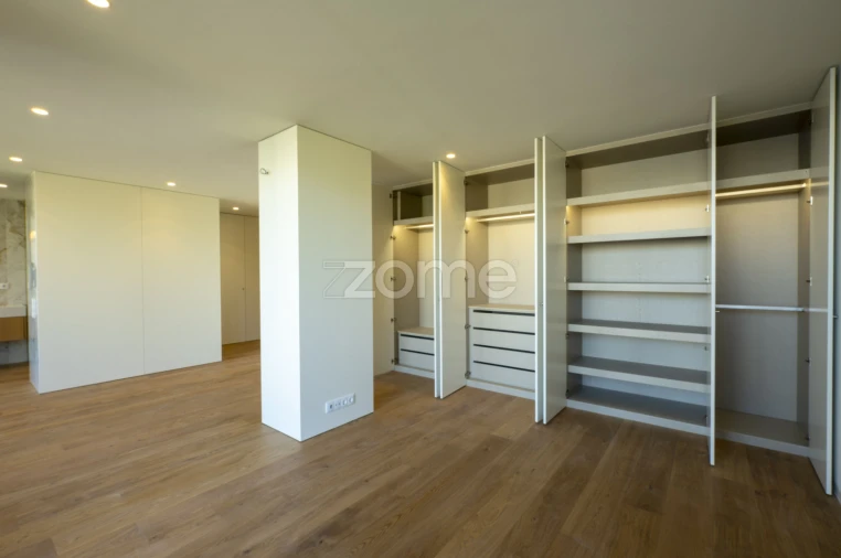 Apartamento T3 para Venda em Lordelo do Ouro e Massarelos Foto 58