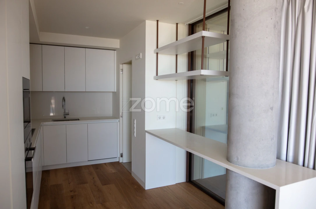 Apartamento T2 para Venda em Aldoar, Foz do Douro e Nevogilde Foto 13
