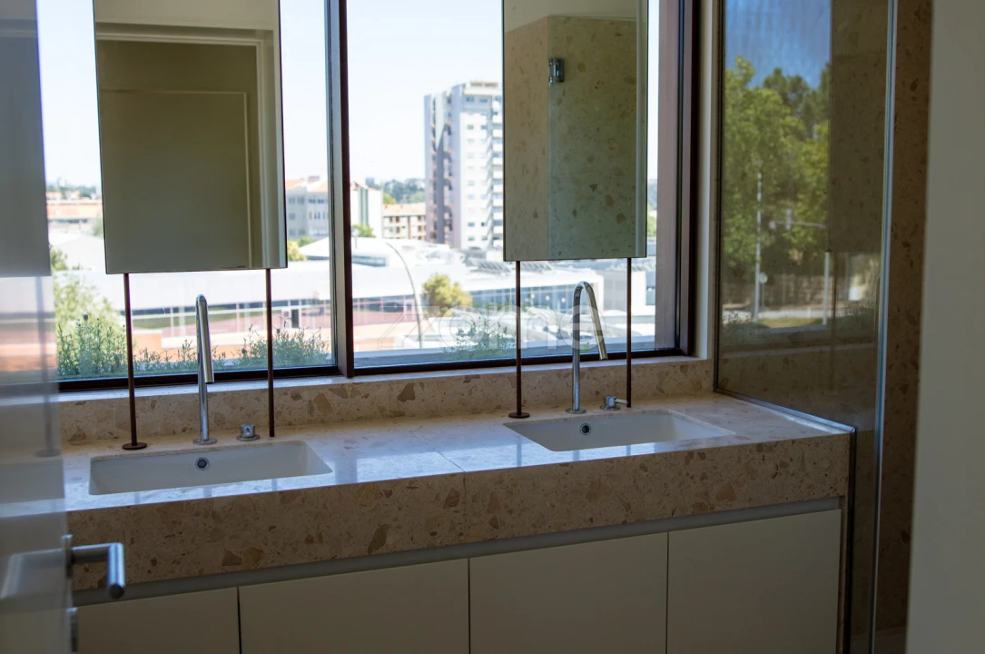 Apartamento T2 para Venda em Aldoar, Foz do Douro e Nevogilde Foto 14