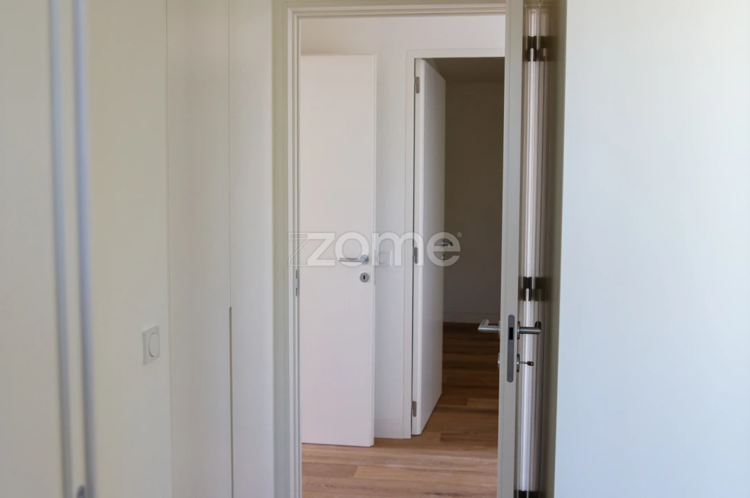 Apartamento T2 para Venda em Aldoar, Foz do Douro e Nevogilde Foto 17
