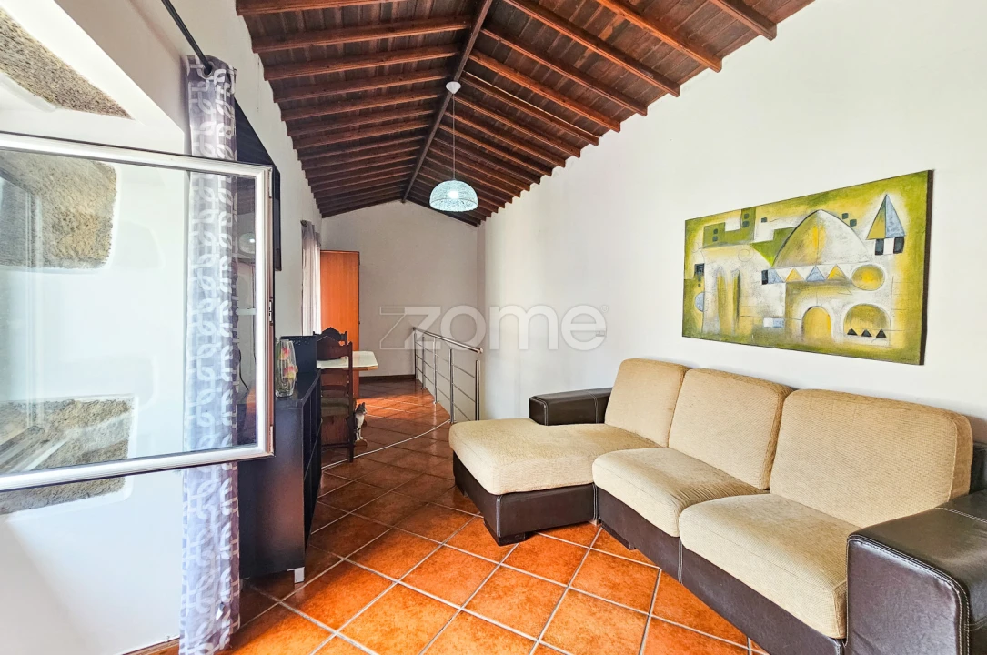 Moradia T2 para Venda em Ribeirinha Foto 20