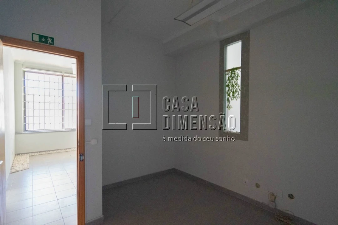 Loja para Venda em Venteira Foto 12