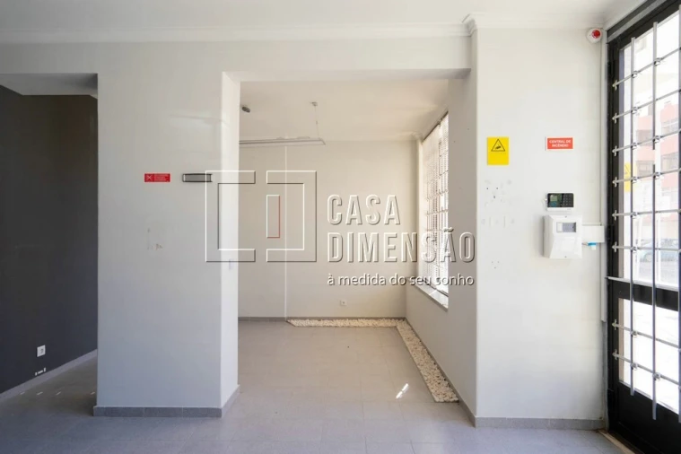 Loja para Venda em Venteira Foto 6