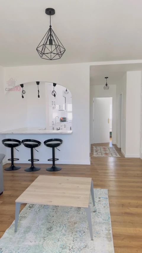 Apartamento T1 para Arrendamento em Évora (São Mamede, Sé, São Pedro e Santo Antão)