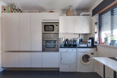 Apartamento T3 para Venda em Alvalade