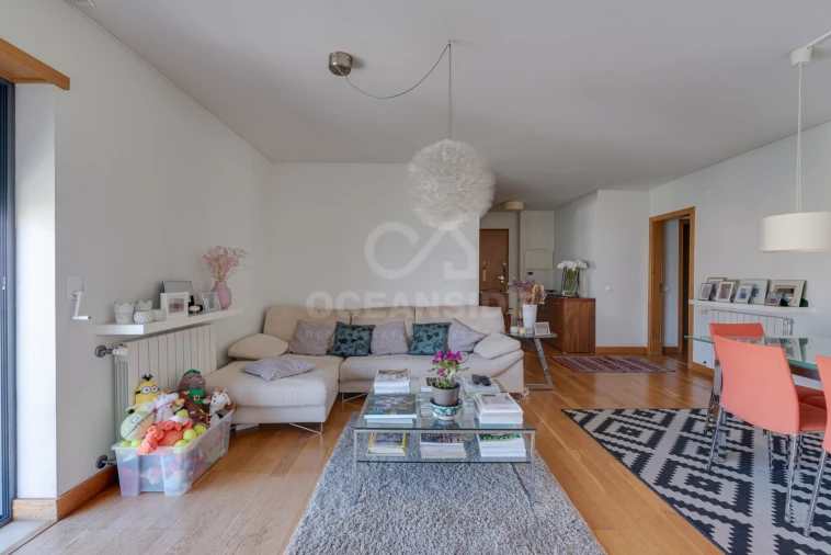 Apartamento T3 para Venda em Alvalade Foto 4
