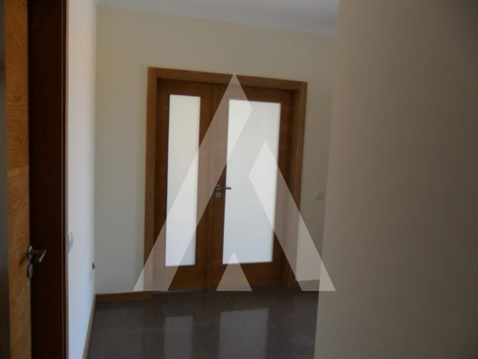 Moradia T3 para Venda em Duas Igrejas Foto 35