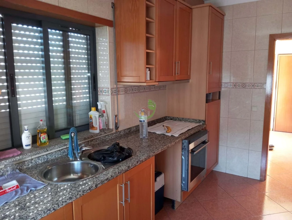 Apartamento T4 para Venda em Vila Verde e Barbudo Foto 8