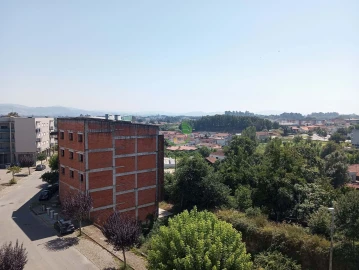 Apartamento T4 para Venda em Vila Verde e Barbudo