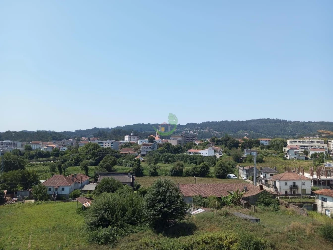Apartamento T4 para Venda em Vila Verde e Barbudo Foto 32
