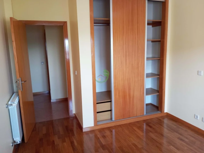 Apartamento T4 para Venda em Vila Verde e Barbudo Foto 19