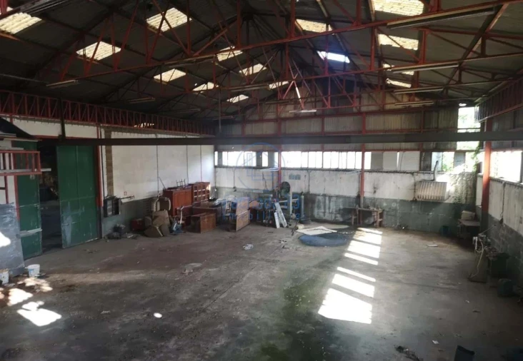 Armazém para Venda em Carvalhosa Foto 5