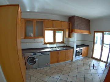 Moradia T5 para Venda em Sesimbra (Castelo)
