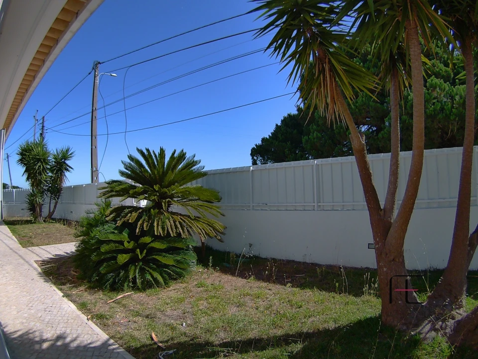 Moradia T5 para Venda em Sesimbra (Castelo) Foto 34
