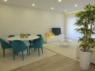 Apartamento T2 para Venda em Tavarede