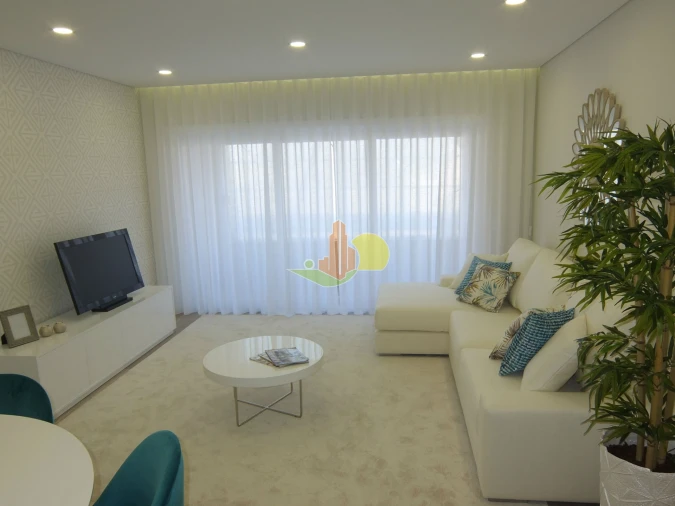 Apartamento T2 para Venda em Tavarede Foto 7