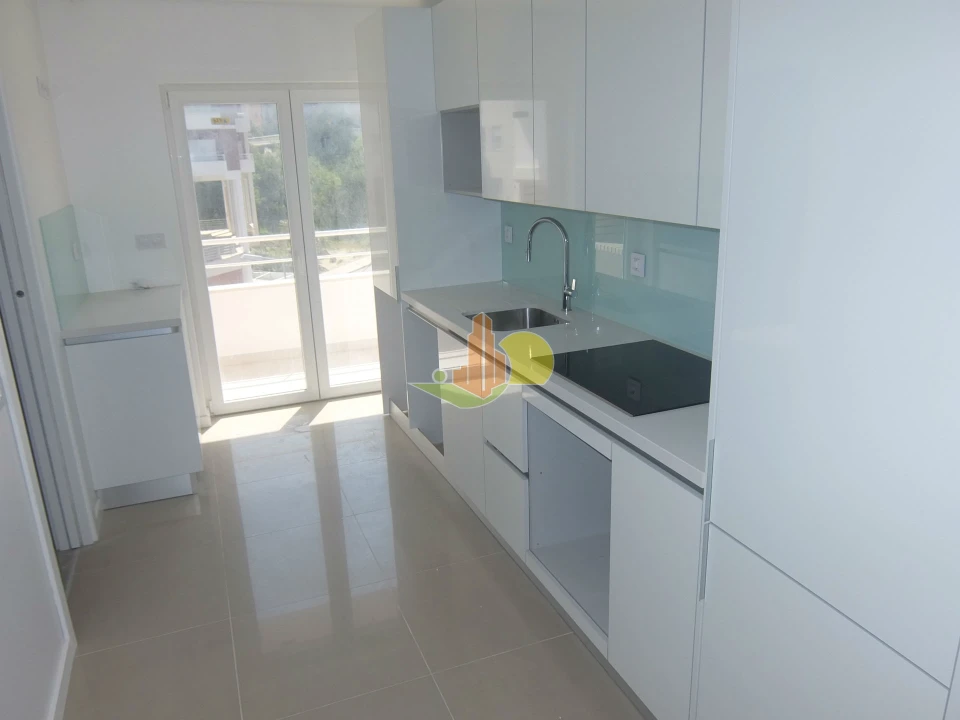 Apartamento T3 para Venda em Tavarede Foto 4