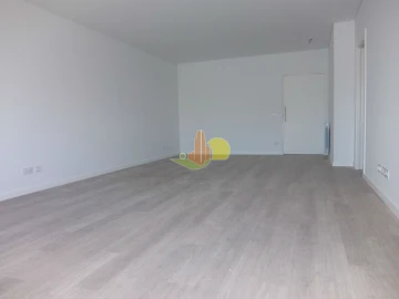 Apartamento T3 para Venda em Tavarede