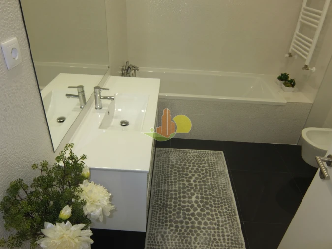 Apartamento T3 para Venda em Tavarede Foto 17