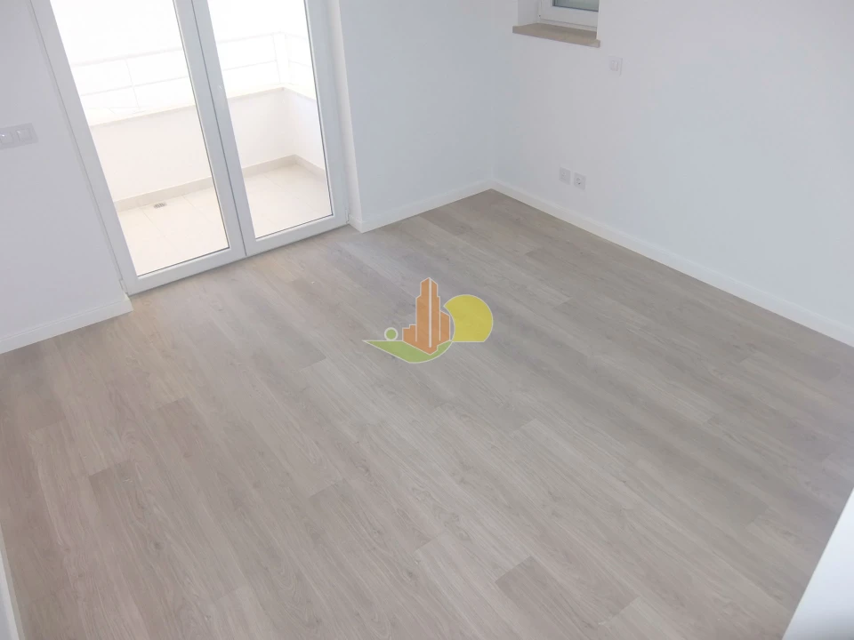 Apartamento T1 para Venda em Tavarede Foto 19