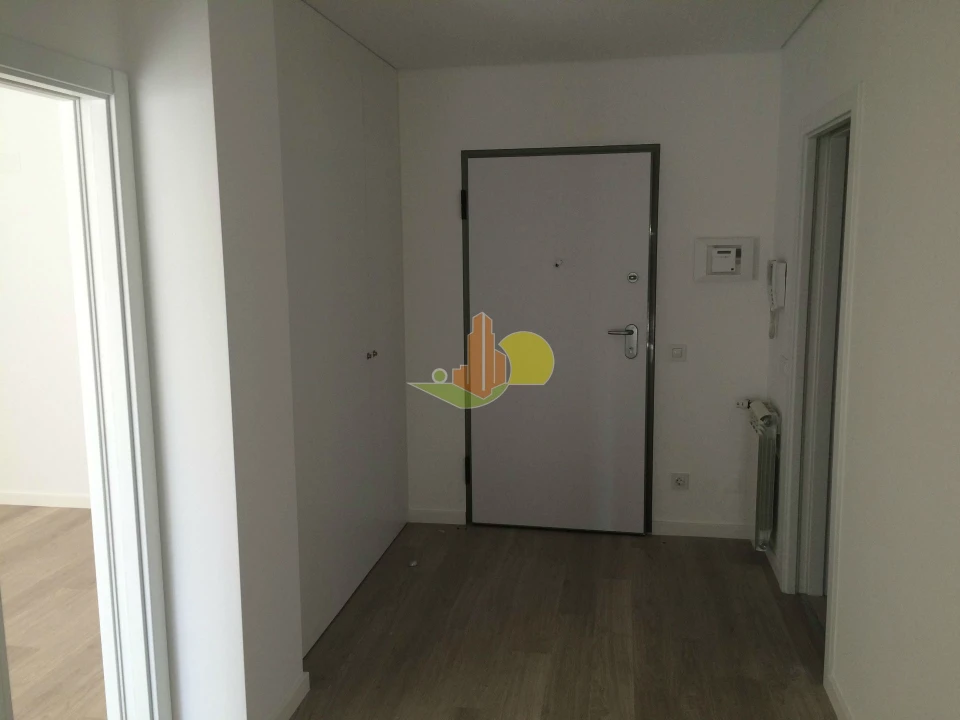 Apartamento T1 para Venda em Tavarede Foto 11