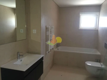 Apartamento T1 para Venda em Tavarede