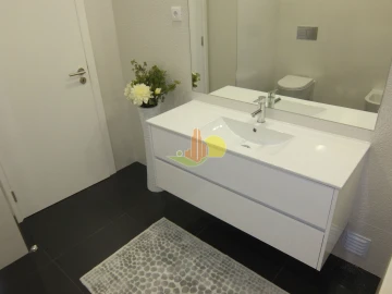 Apartamento T1 para Venda em Tavarede