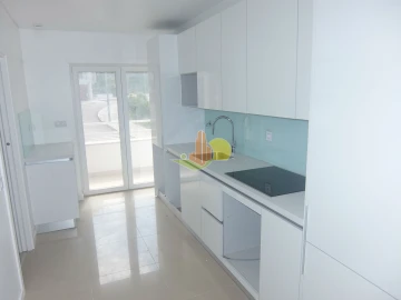 Apartamento T1 para Venda em Tavarede