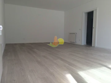 Apartamento T1 para Venda em Tavarede