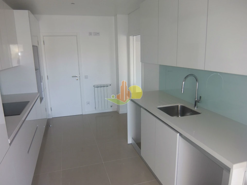 Apartamento T1 para Venda em Tavarede Foto 8