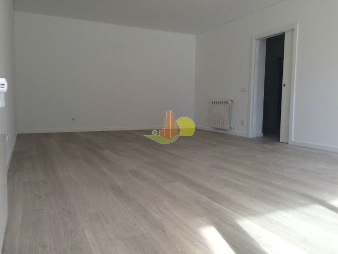 Apartamento T1 para Venda em Tavarede Foto 12