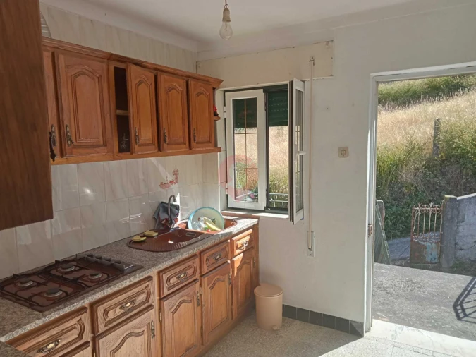 Moradia T3 para Venda em Riba de Mouro Foto 7