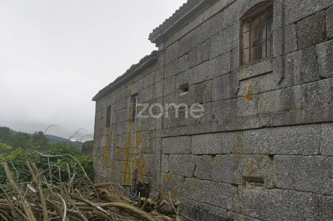 Moradia T1 para Venda em Aboim da Nóbrega e Gondomar Foto 11