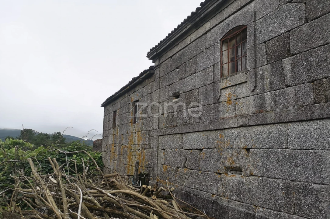 Moradia T1 para Venda em Aboim da Nóbrega e Gondomar Foto 12