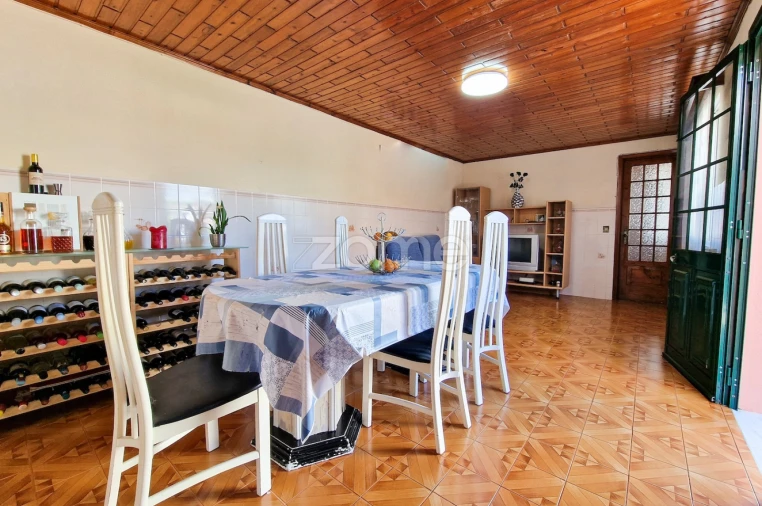 Moradia T5 para Venda em Pico da Pedra Foto 18