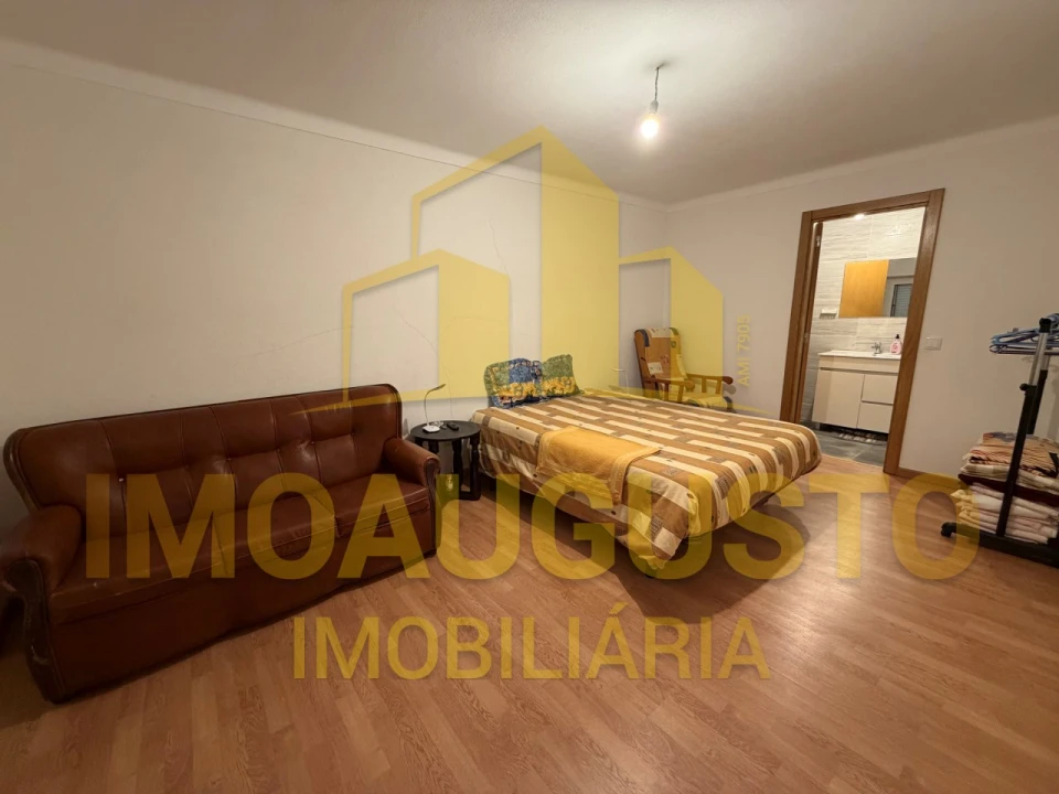 Moradia T2 para Venda em Porto da Carne Foto 5