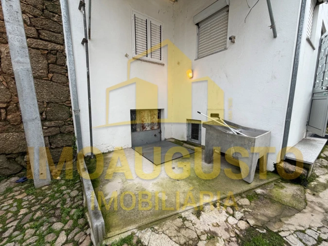 Moradia T2 para Venda em Porto da Carne Foto 4